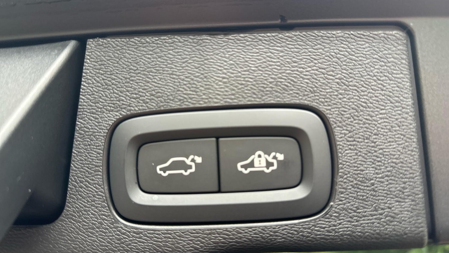 Used Volvo XC60 2025 for sale - 76336571: Photo 29