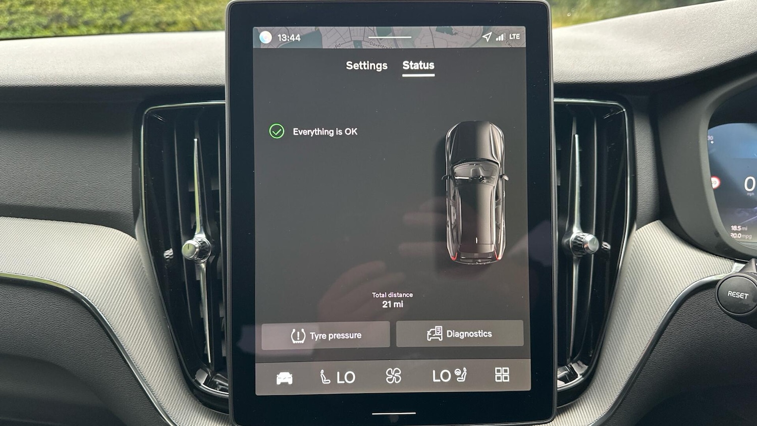 Used Volvo XC60 2025 for sale - 76336571: Photo 39