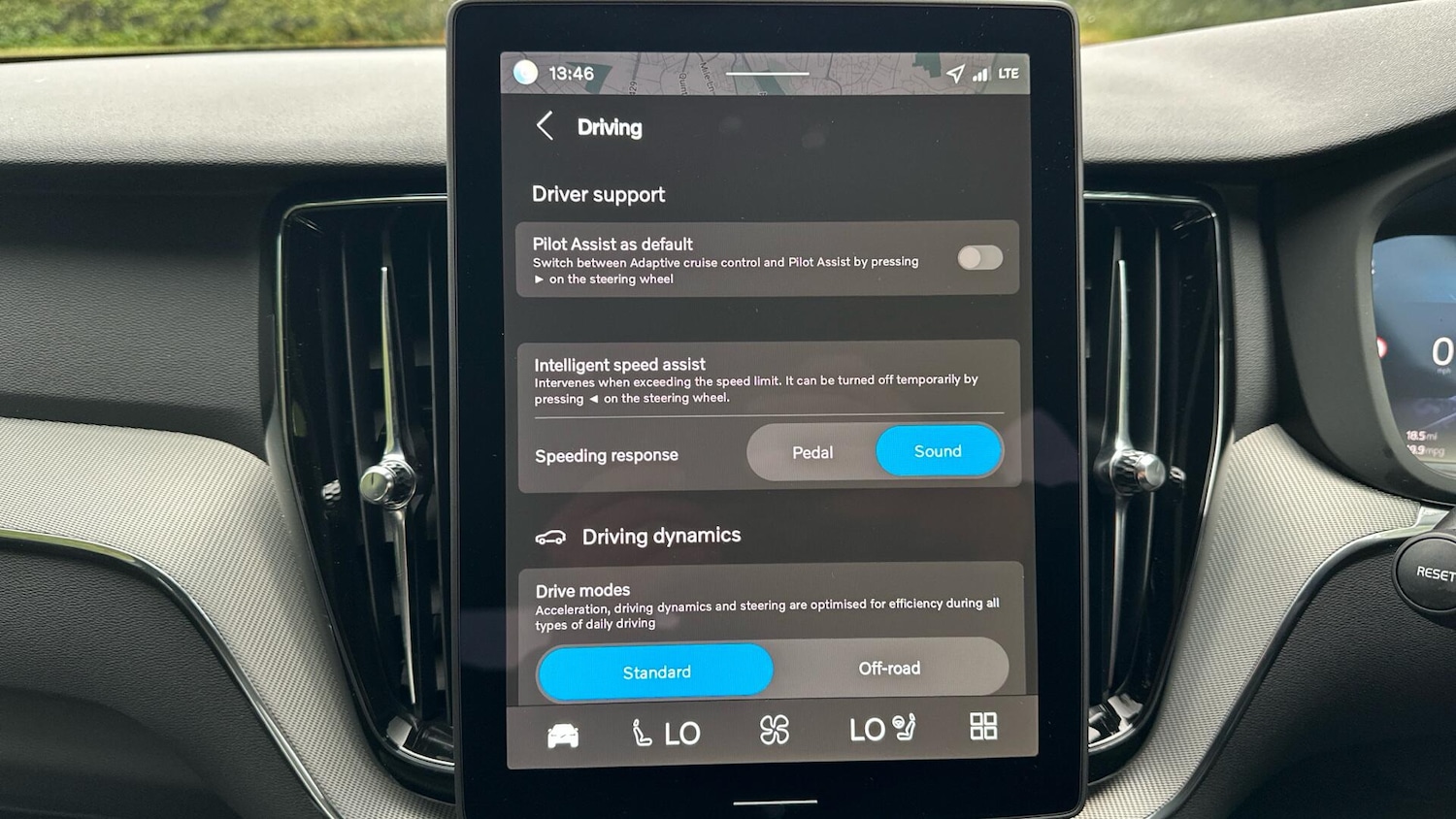 Used Volvo XC60 2025 for sale - 76336571: Photo 44