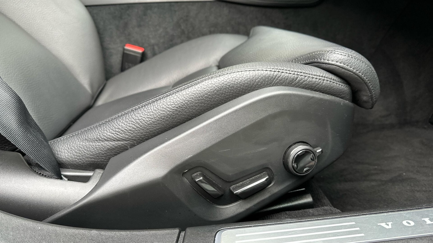 Used Volvo V90 2024 for sale - 76584075: Photo 17