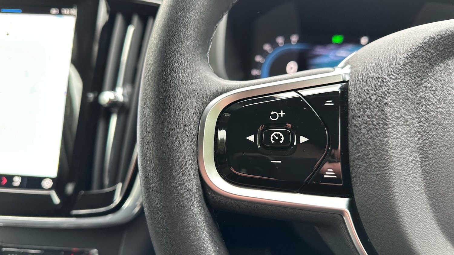 Used Volvo V90 2024 for sale - 76584075: Photo 22