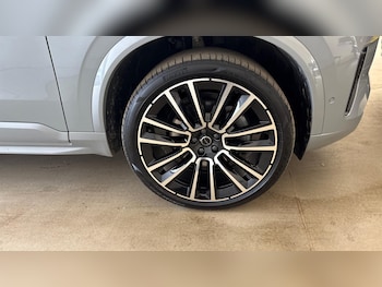 Used Volvo XC90 2025 for sale - 78759731: Photo