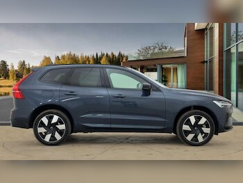 Used Volvo XC60 2023 for sale - 77345635: Photo