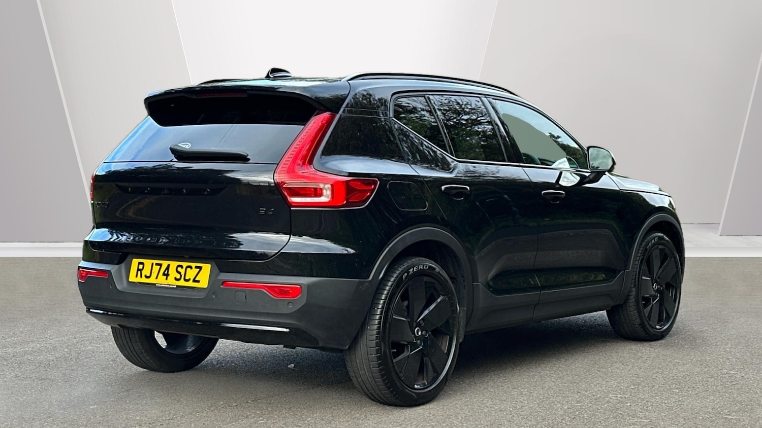 Used Volvo XC40 2024 for sale - 76337812: Photo 10