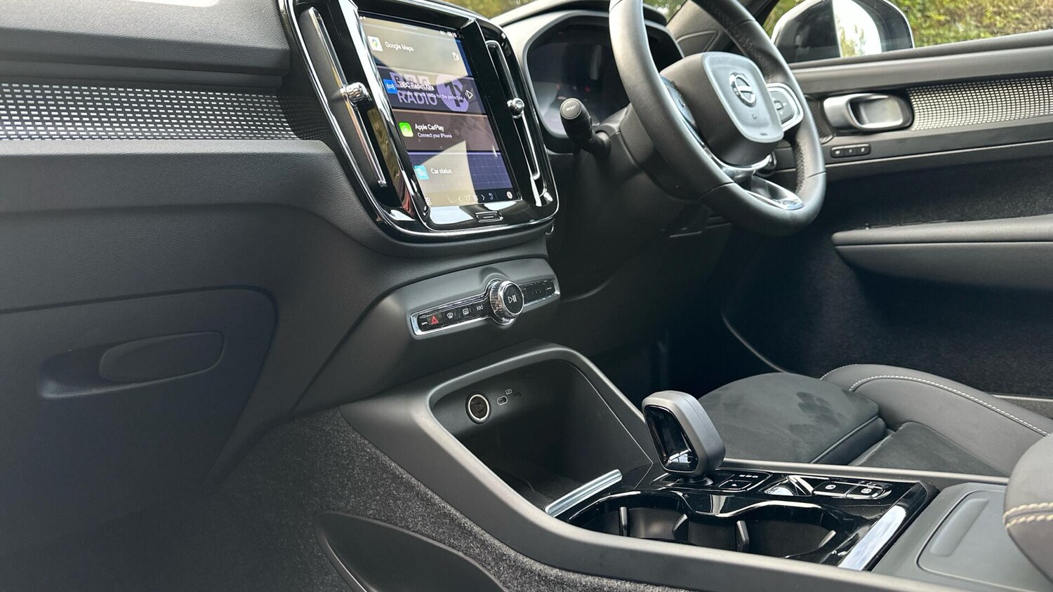 Used Volvo XC40 2024 for sale - 76337812: Photo 15