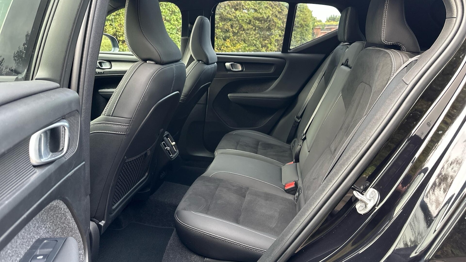 Used Volvo XC40 2024 for sale - 76337812: Photo 19