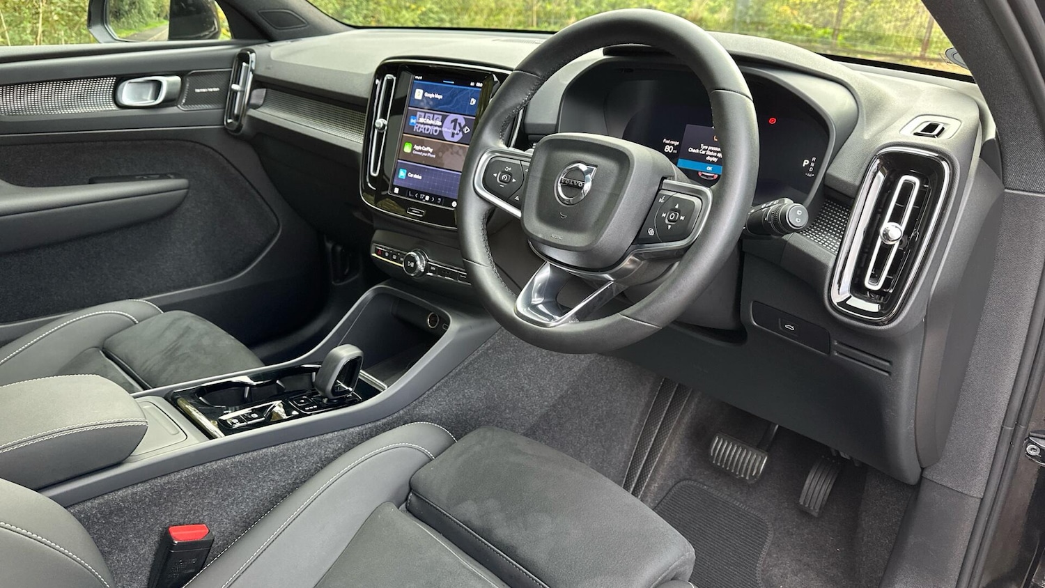 Used Volvo XC40 2024 for sale - 76337812: Photo 46