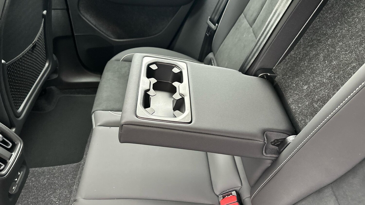 Used Volvo EX40 2026 for sale - 77807916: Photo 23