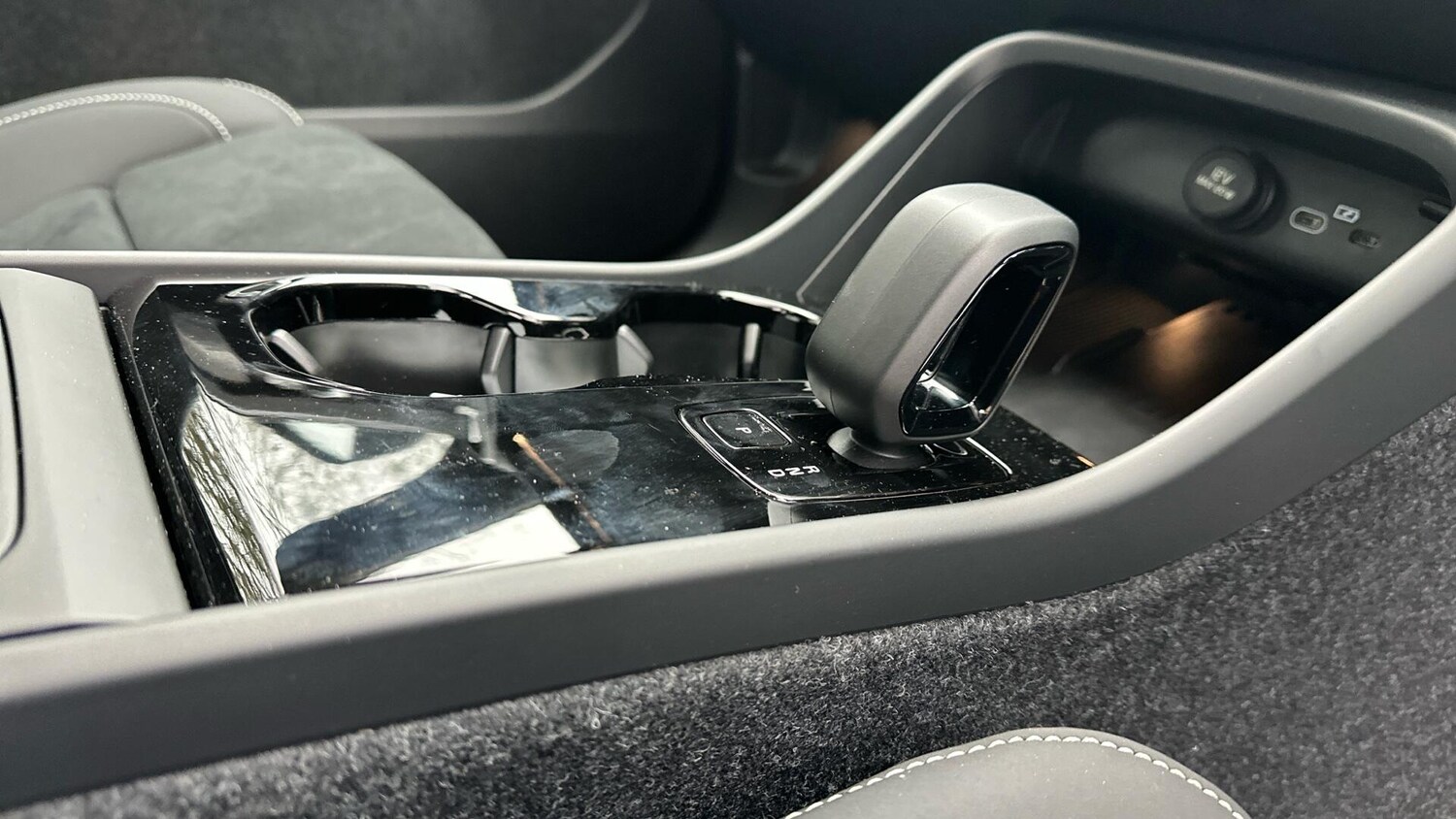 Used Volvo EX40 2026 for sale - 77807916: Photo 37