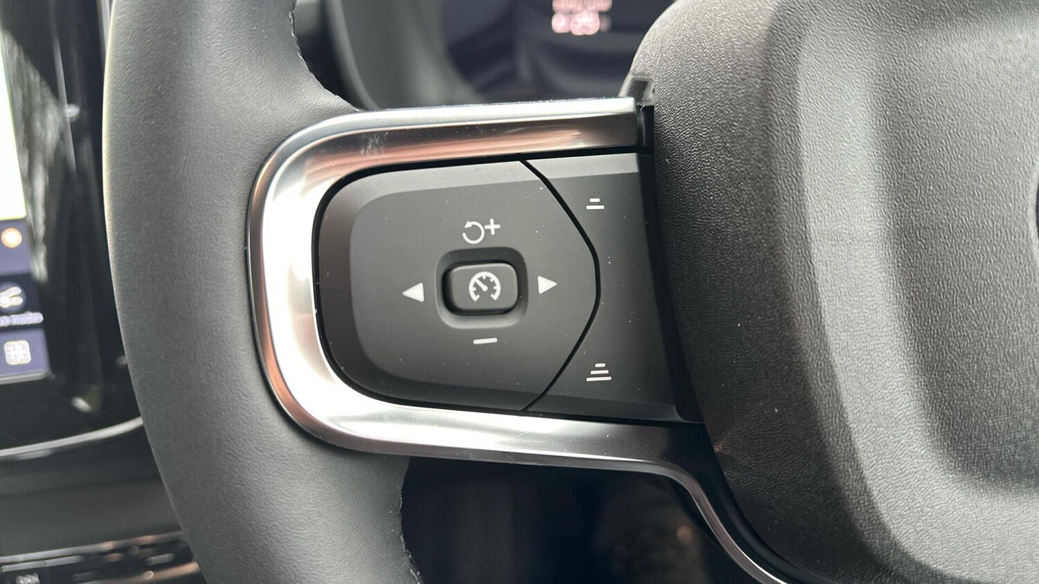 Used Volvo EX40 2026 for sale - 77807916: Photo 43