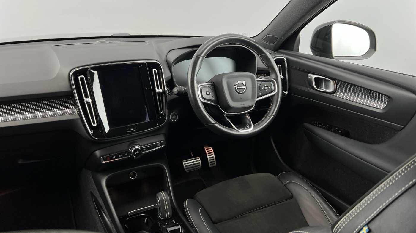 Used Volvo XC40 2021 for sale - 76432572: Photo 8