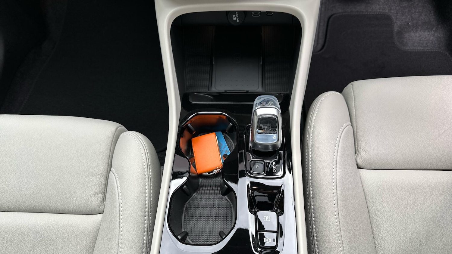 Used Volvo XC40 2025 for sale - 76336615: Photo 17