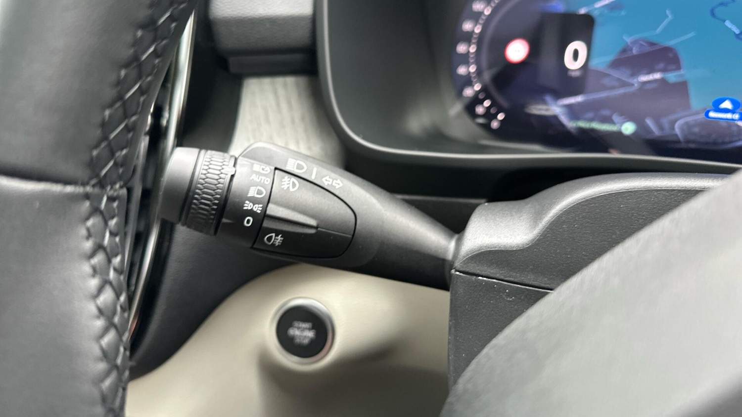 Used Volvo XC40 2025 for sale - 76336615: Photo 20