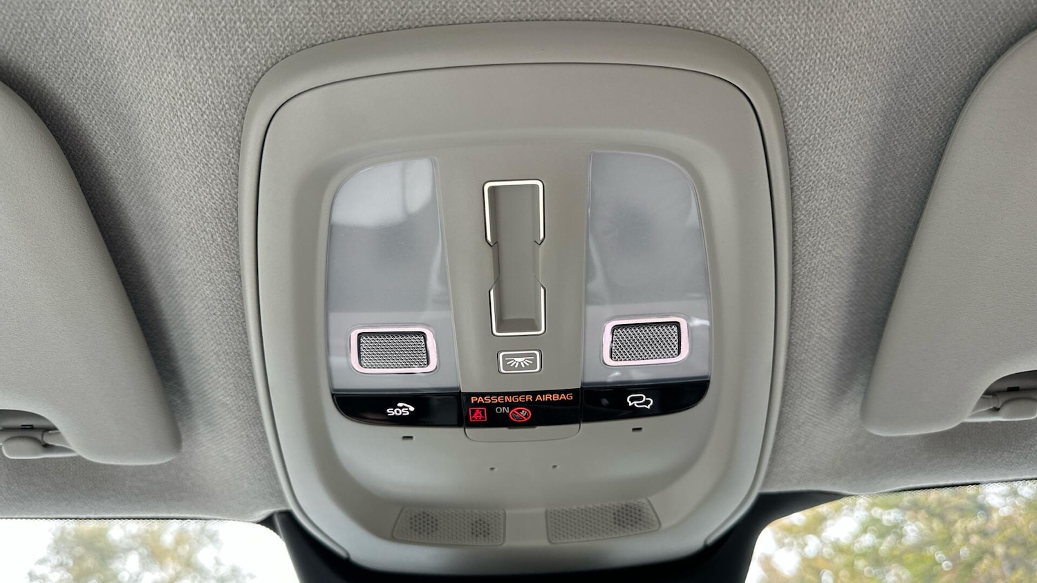 Used Volvo XC40 2025 for sale - 76336615: Photo 25