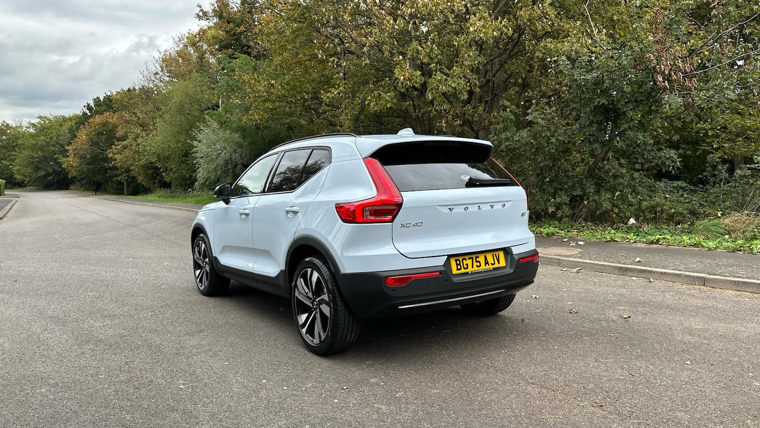 Used Volvo XC40 2025 for sale - 76336615: Photo 4