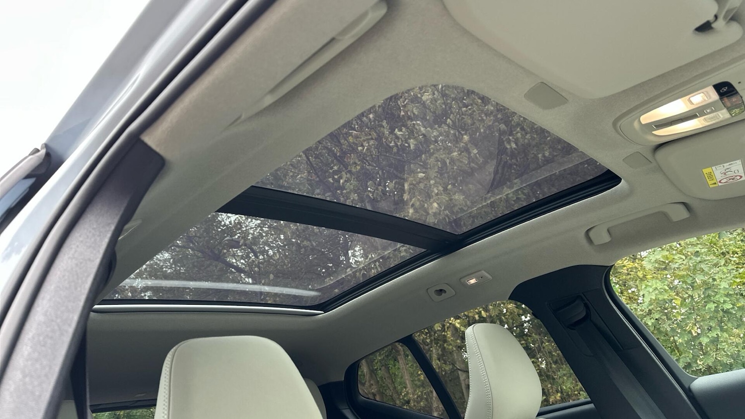 Used Volvo XC40 2025 for sale - 76336615: Photo 43