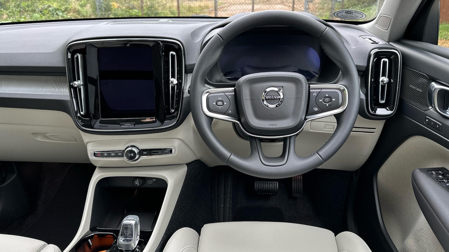 Used Volvo XC40 2025 for sale - 76336615: Photo 45