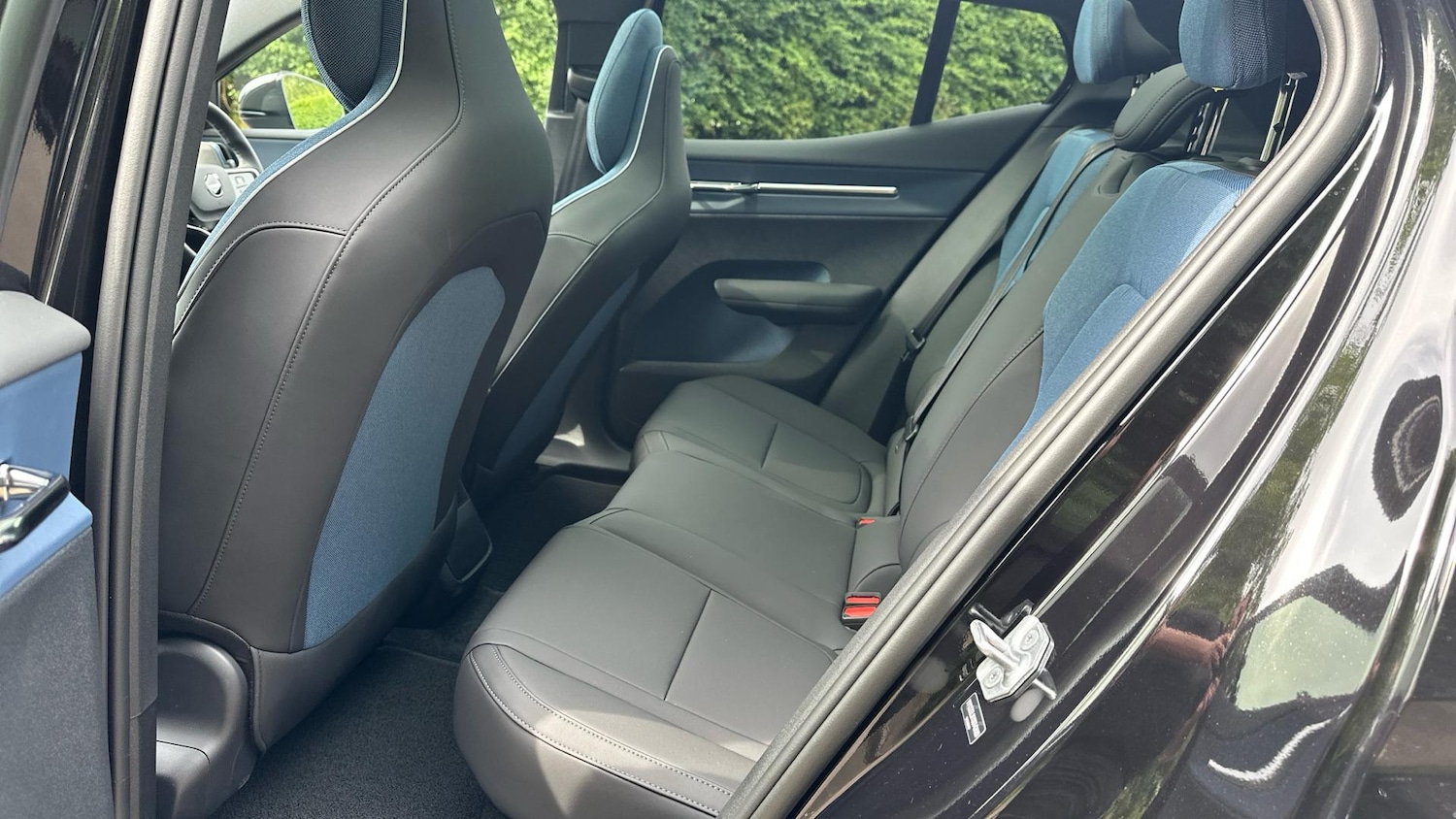 Used Volvo EX30 2025 for sale - 76336924: Photo 17