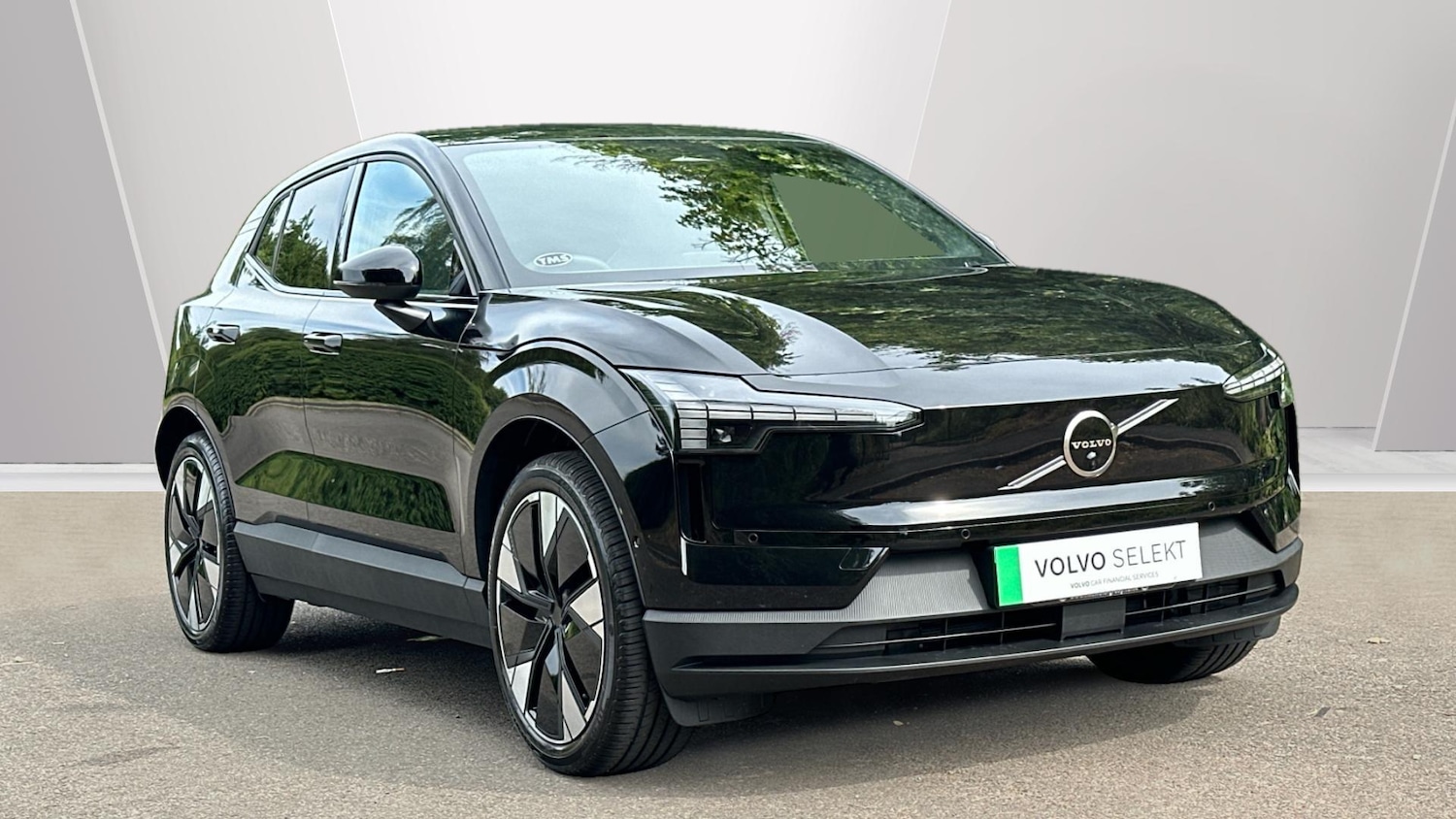 Used Volvo EX30 2025 for sale - 76336924: Photo 2