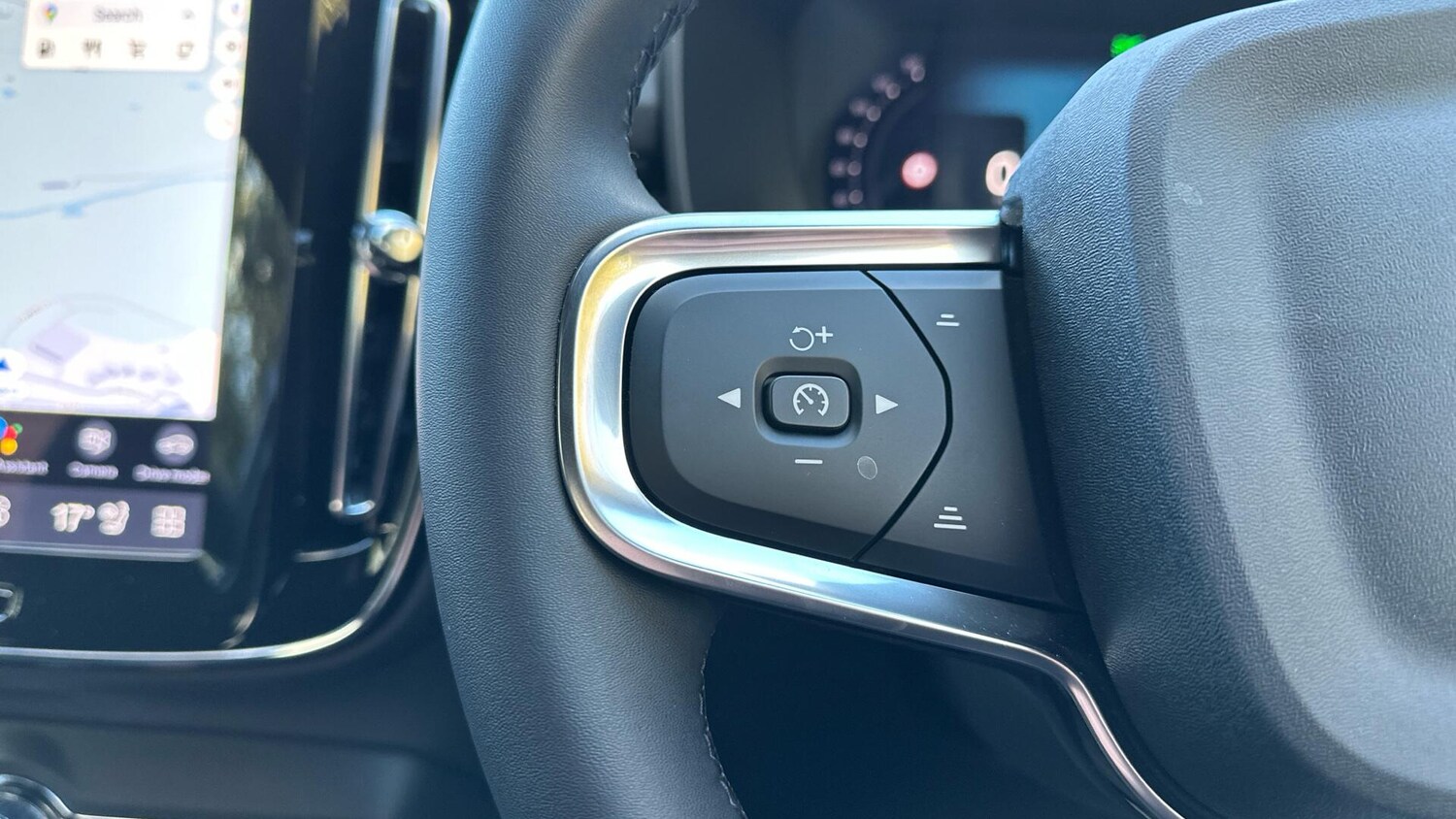 Used Volvo XC40 2025 for sale - 77672906: Photo 21