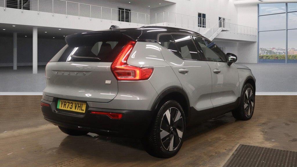 Used Volvo XC40 2023 for sale - 77672910: Photo 4