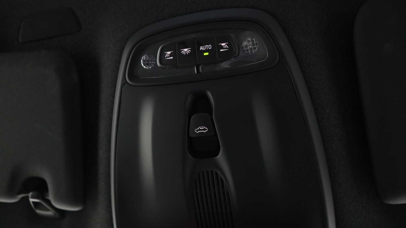 Used Volvo XC40 2022 for sale - 76336348: Photo 31