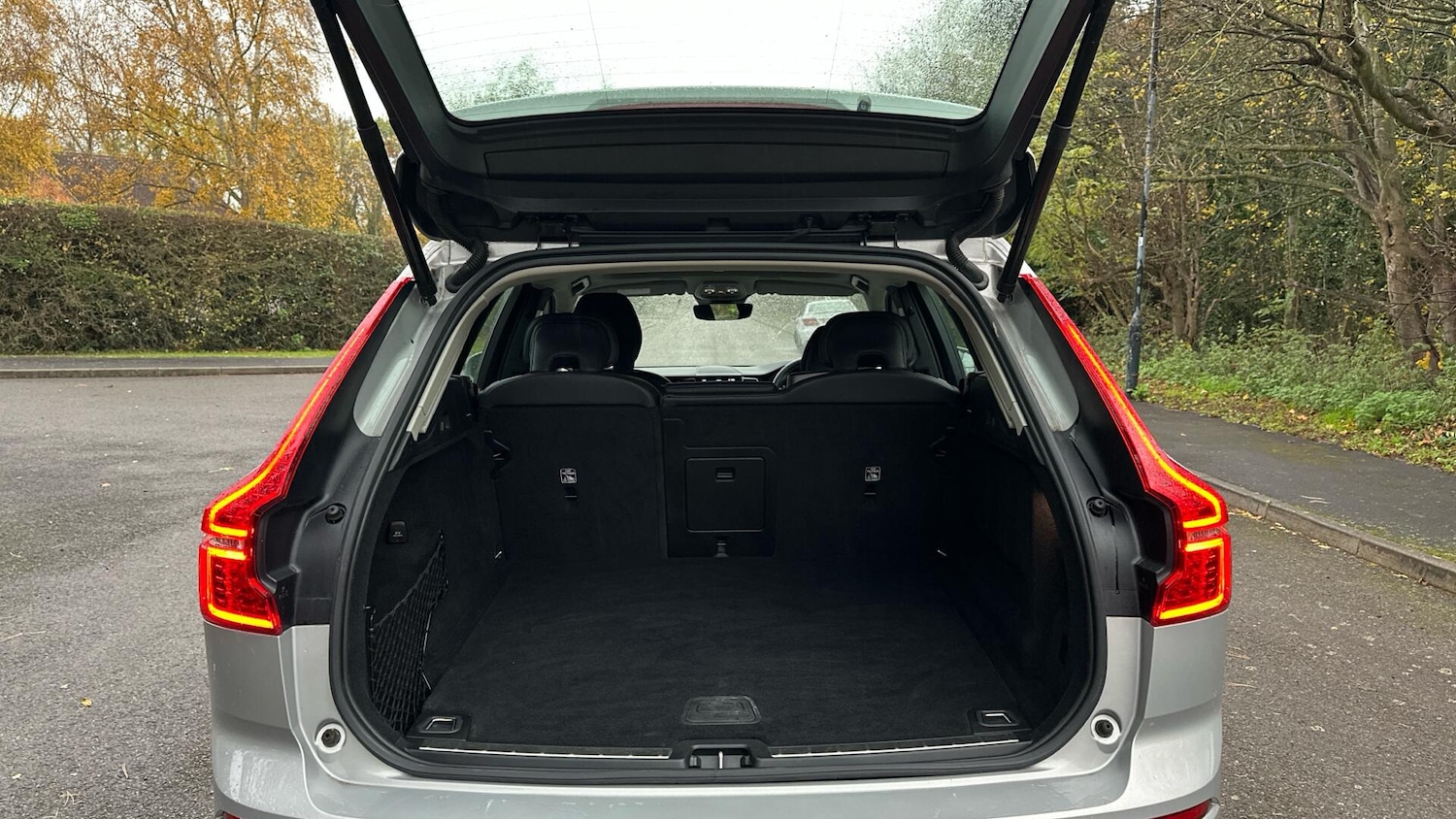 Used Volvo XC60 2023 for sale - 76336910: Photo 13