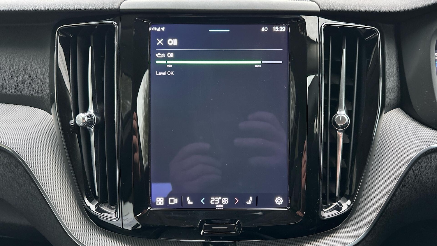 Used Volvo XC60 2023 for sale - 76336910: Photo 15