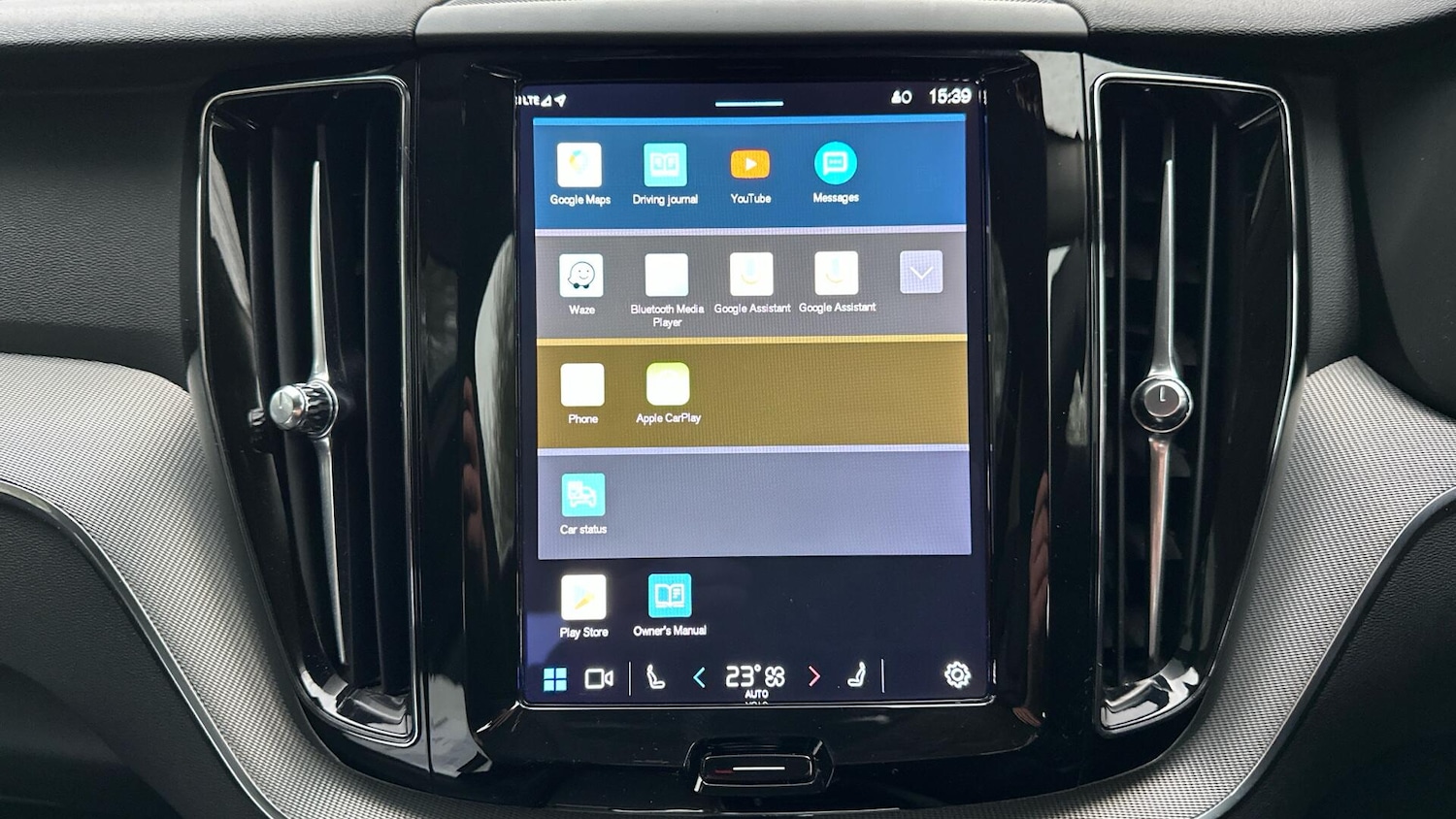 Used Volvo XC60 2023 for sale - 76336910: Photo 16