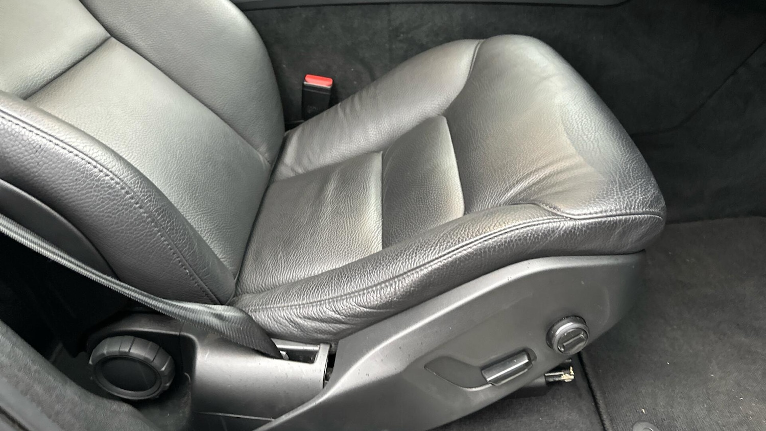 Used Volvo XC60 2023 for sale - 76336910: Photo 29