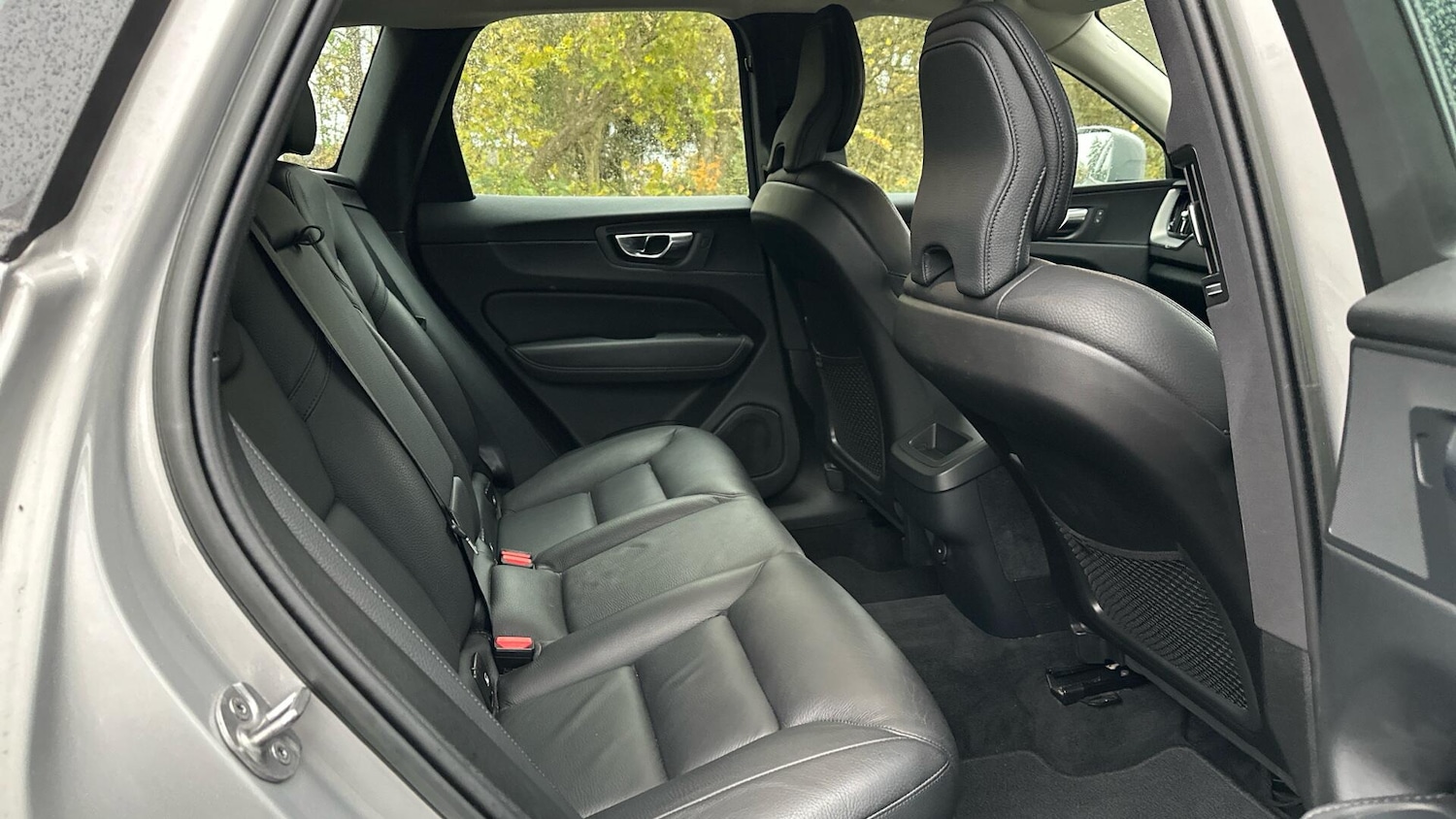 Used Volvo XC60 2023 for sale - 76336910: Photo 6