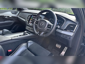 Used Volvo XC90 2022 for sale - 77853395: Photo