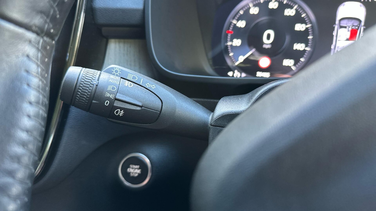 Used Volvo XC40 2021 for sale - 76336918: Photo 20