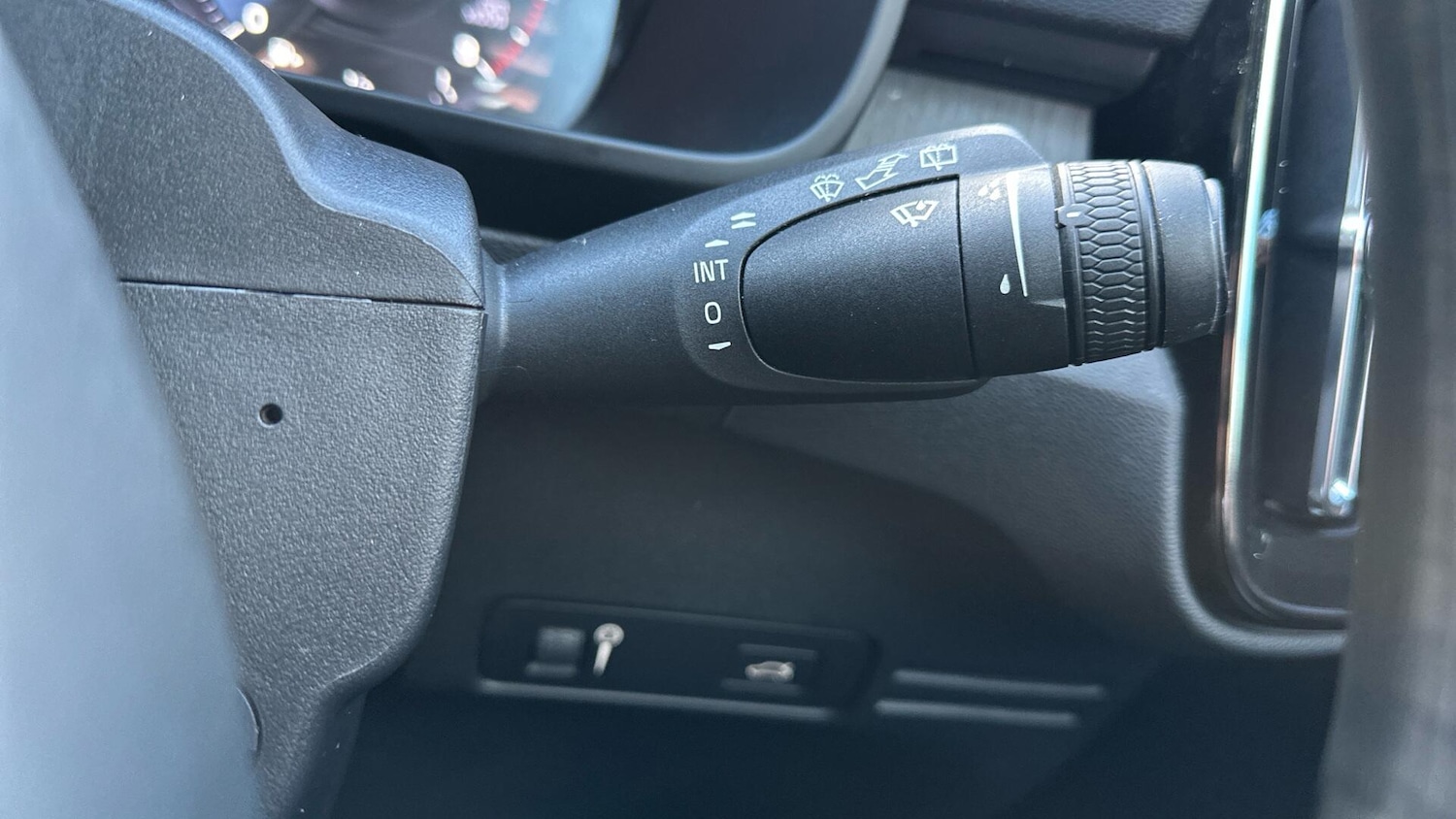 Used Volvo XC40 2021 for sale - 76336918: Photo 23