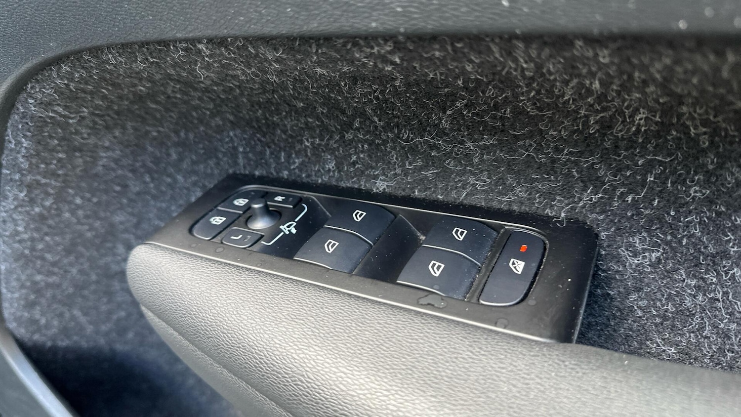 Used Volvo XC40 2021 for sale - 76336918: Photo 24