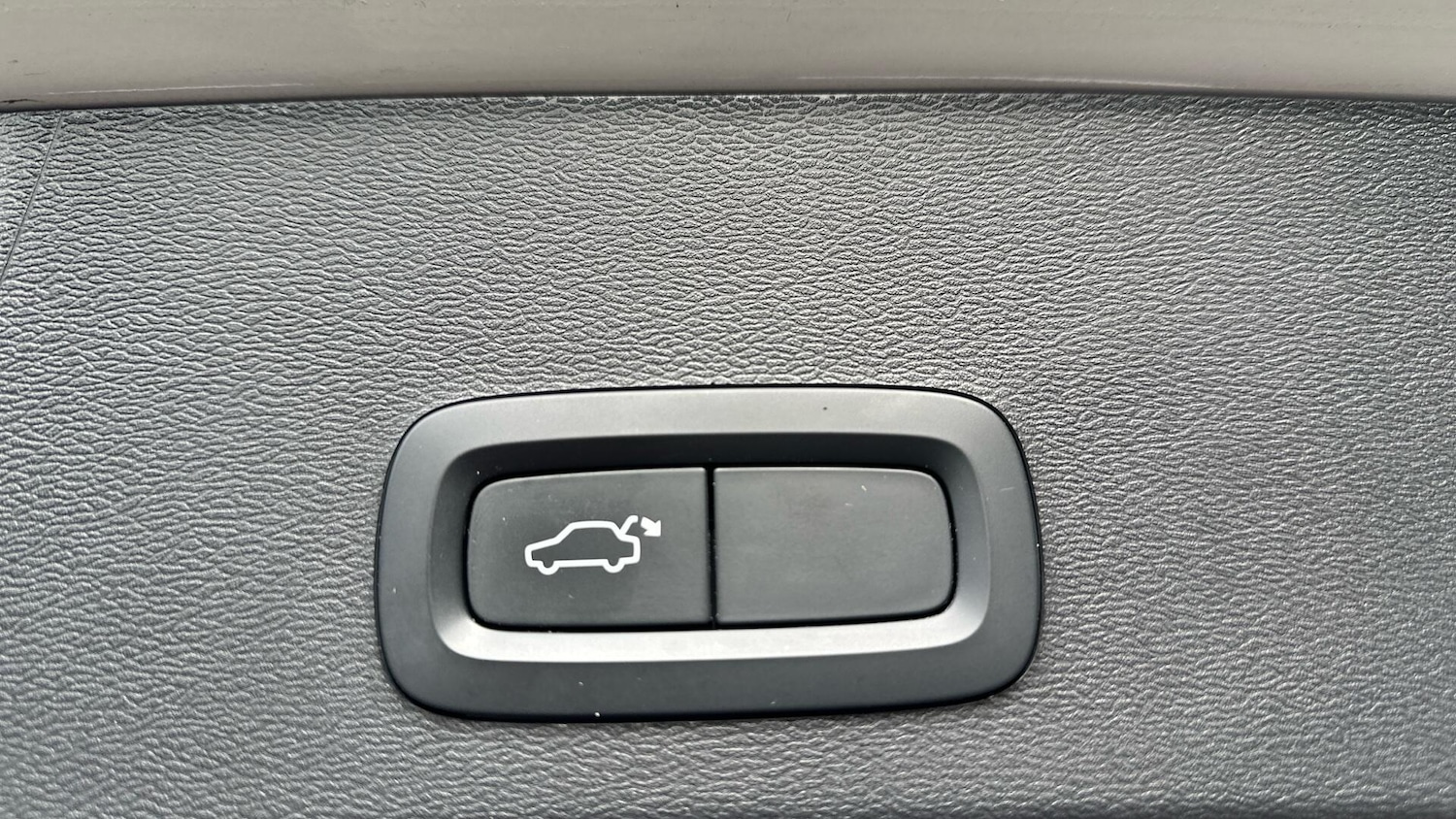 Used Volvo XC40 2021 for sale - 76336918: Photo 34