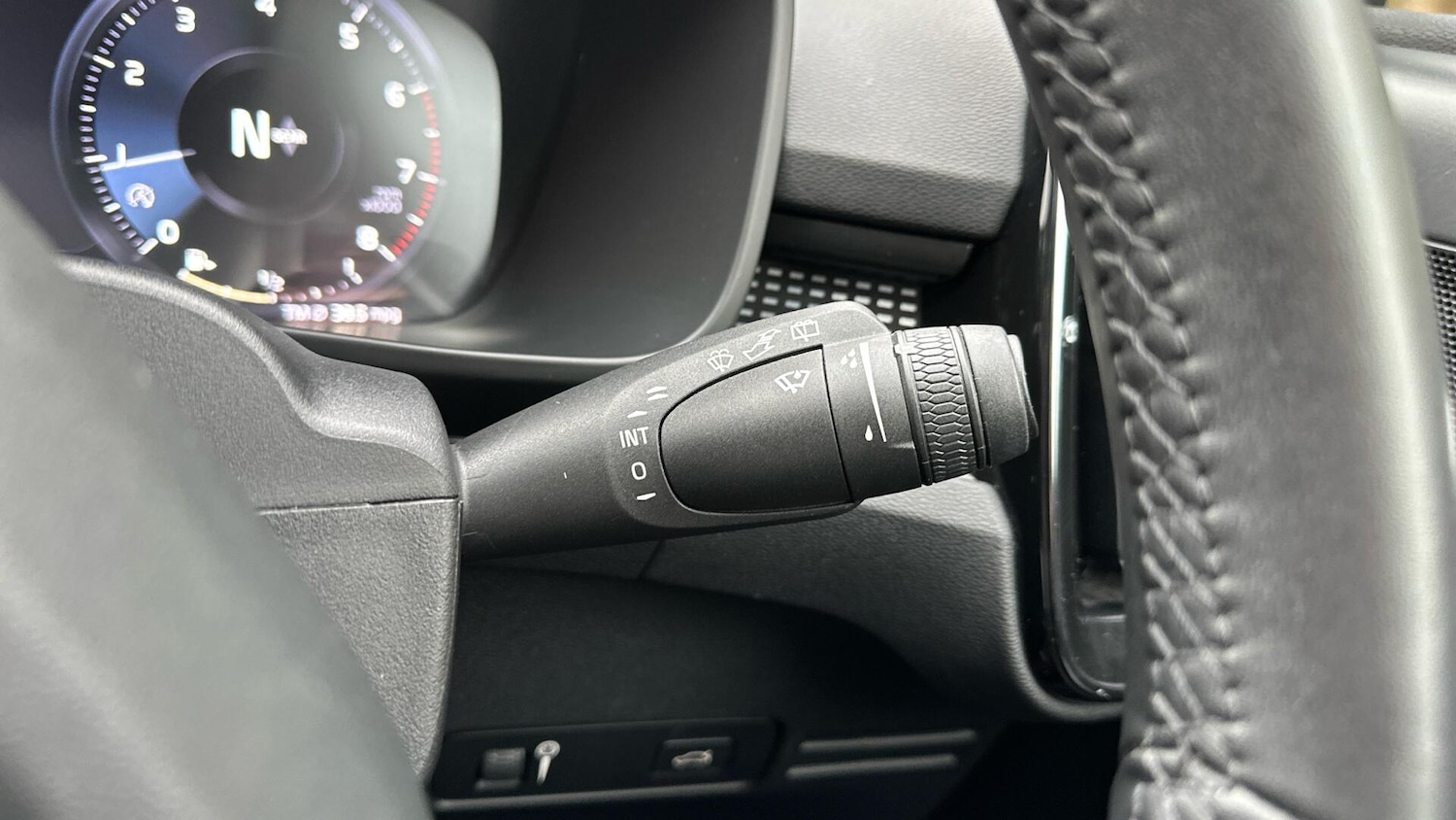 Used Volvo XC40 2021 for sale - 76336952: Photo 21