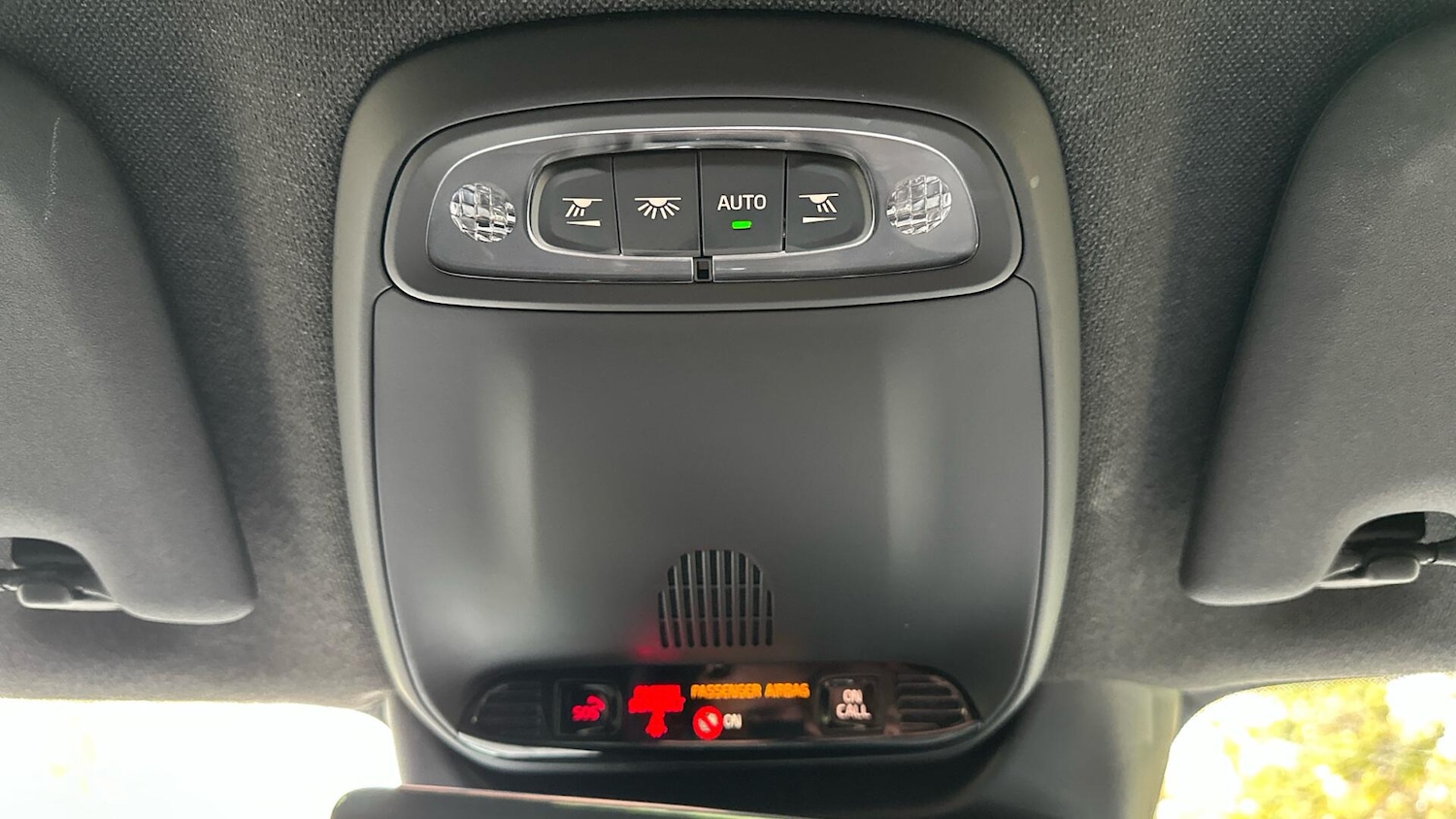 Used Volvo XC40 2021 for sale - 76336952: Photo 26