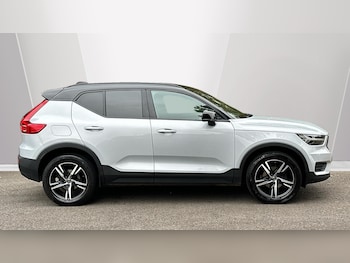 Used Volvo XC40 2021 for sale - 76336952: Photo