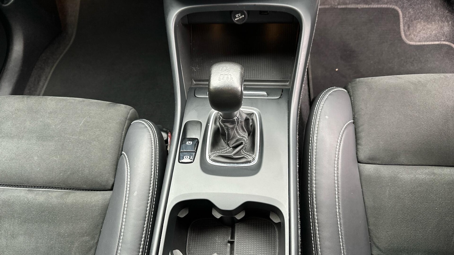 Used Volvo XC40 2021 for sale - 76336952: Photo 40