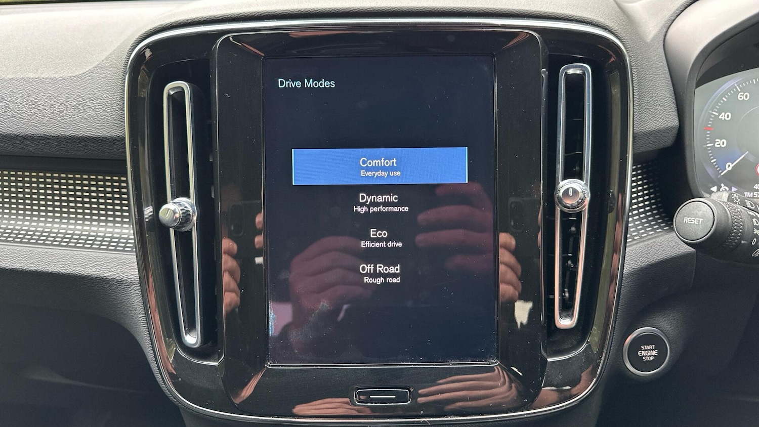 Used Volvo XC40 2021 for sale - 76336952: Photo 49