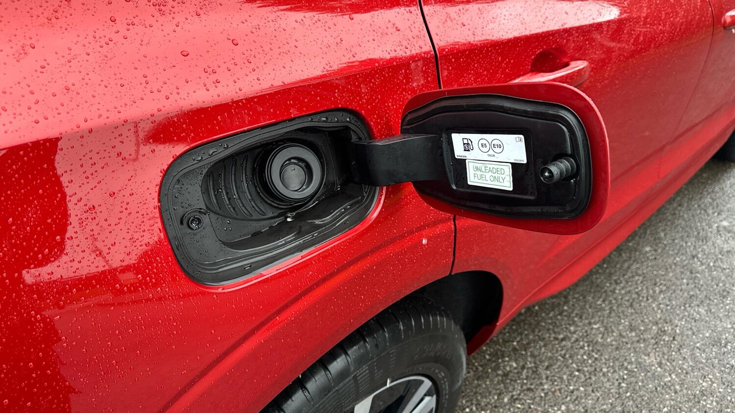 Used Volvo XC60 2023 for sale - 77672968: Photo 18