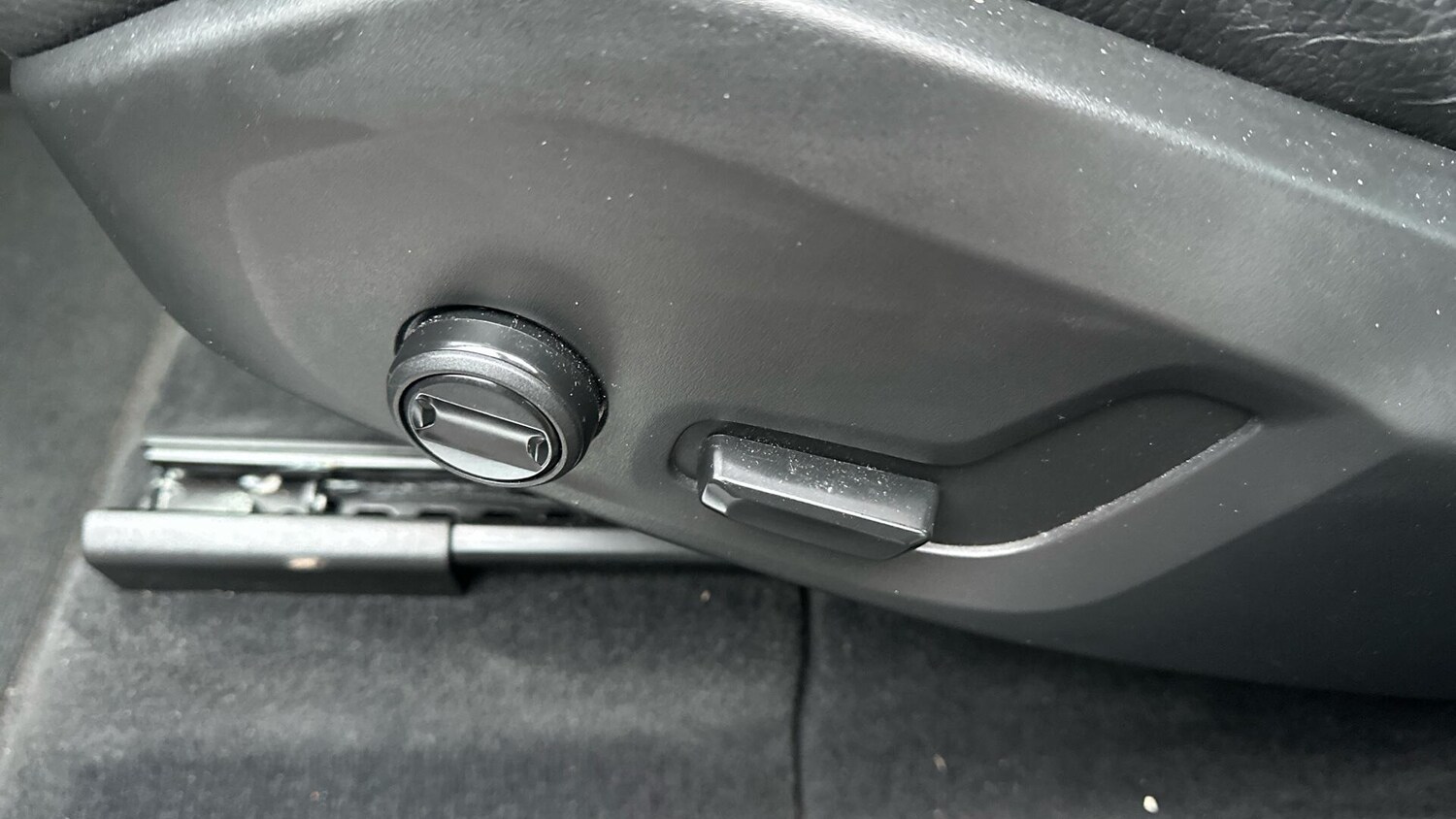 Used Volvo XC60 2023 for sale - 77672968: Photo 27