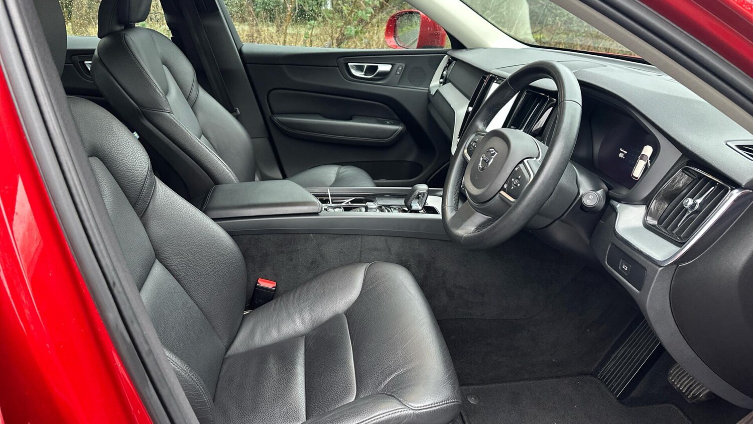 Used Volvo XC60 2023 for sale - 77672968: Photo 34