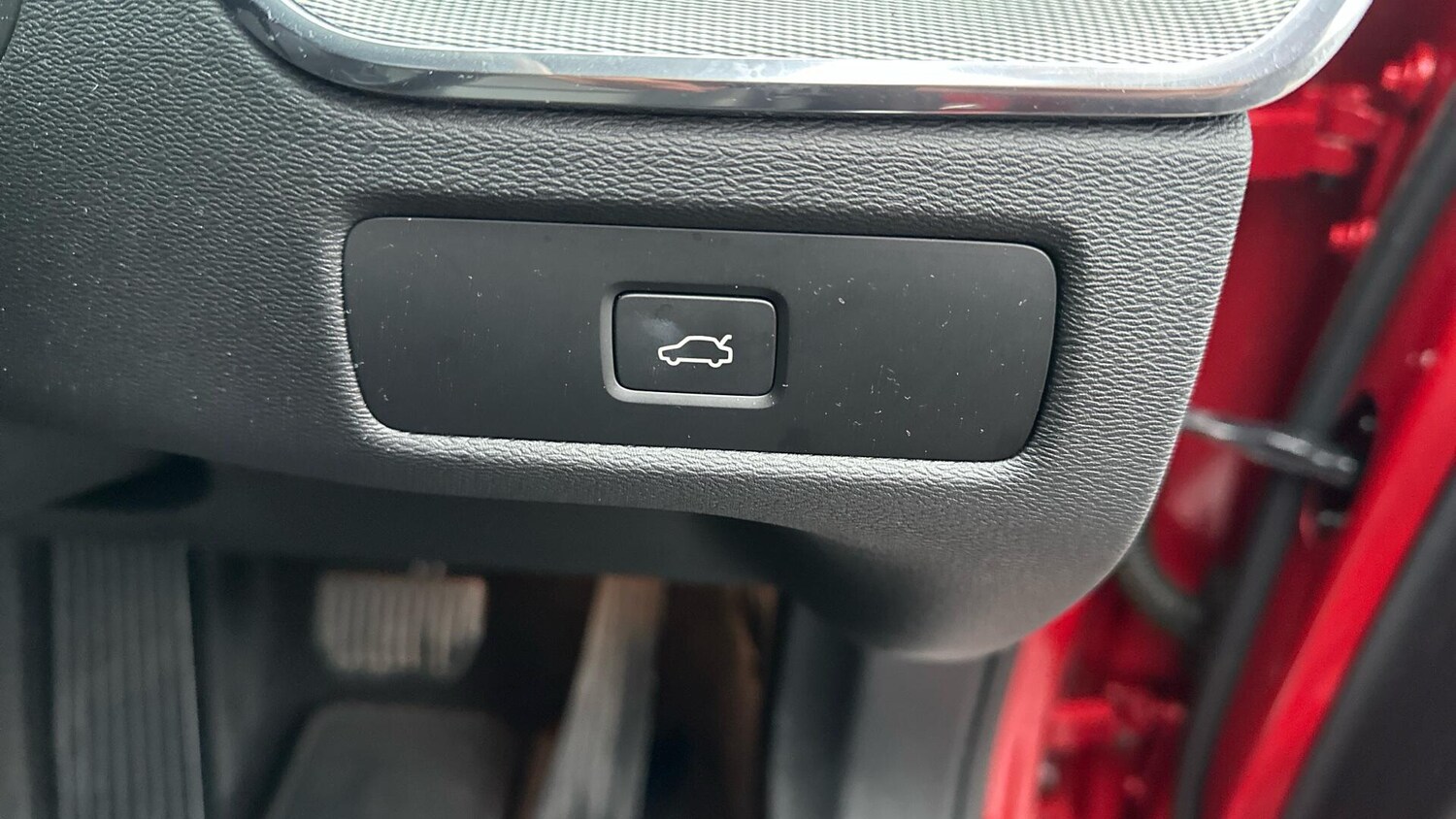 Used Volvo XC60 2023 for sale - 77672968: Photo 37