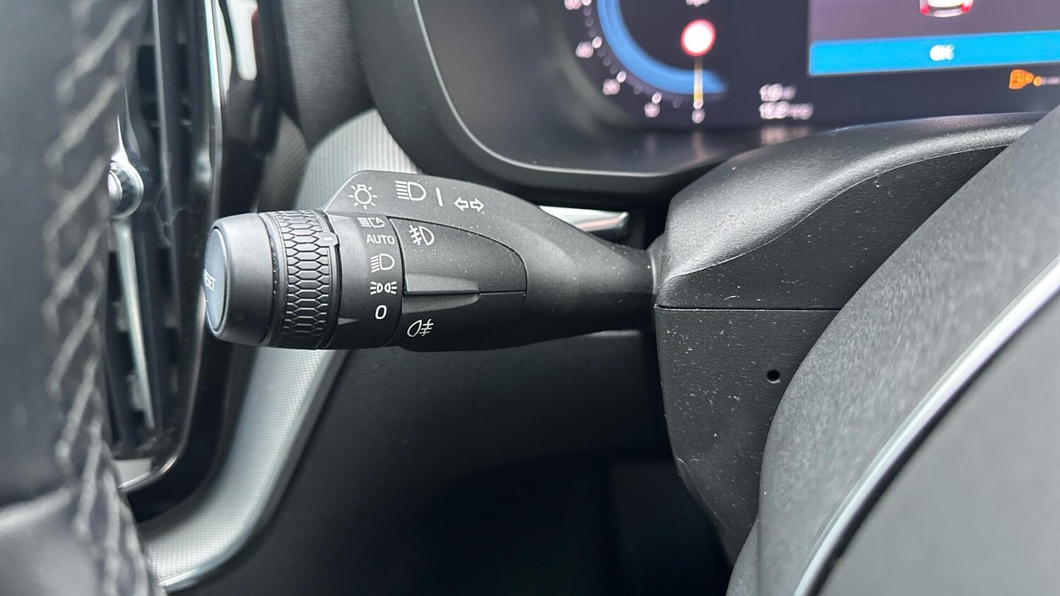 Used Volvo XC60 2023 for sale - 77672968: Photo 45