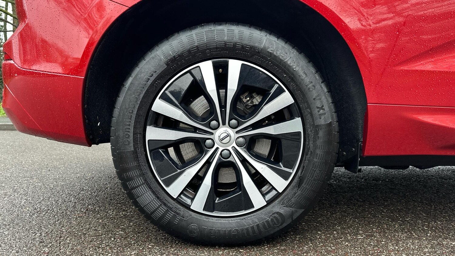 Used Volvo XC60 2023 for sale - 77672968: Photo 9