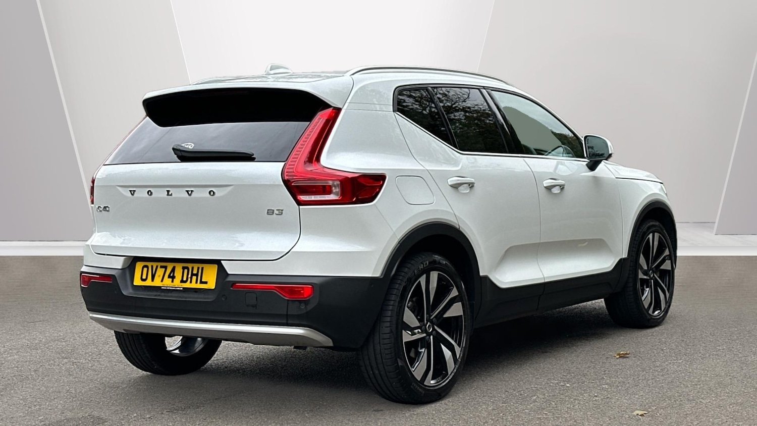 Used Volvo XC40 2024 for sale - 76337132: Photo 10