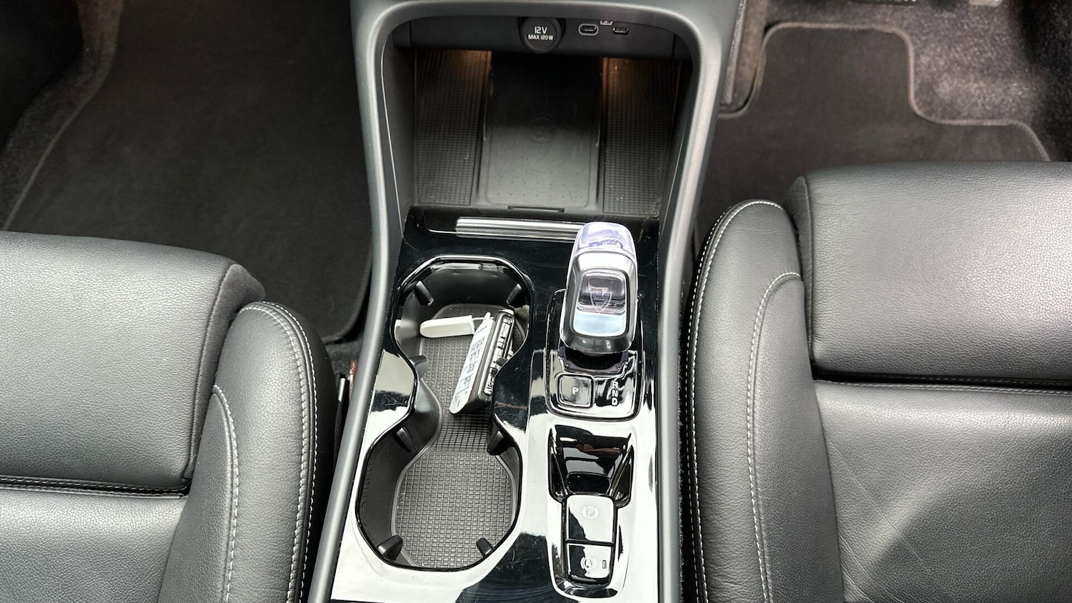 Used Volvo XC40 2024 for sale - 76337132: Photo 17