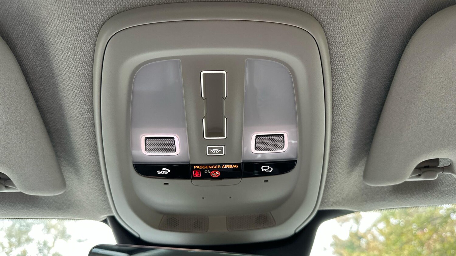 Used Volvo XC40 2024 for sale - 76337132: Photo 26